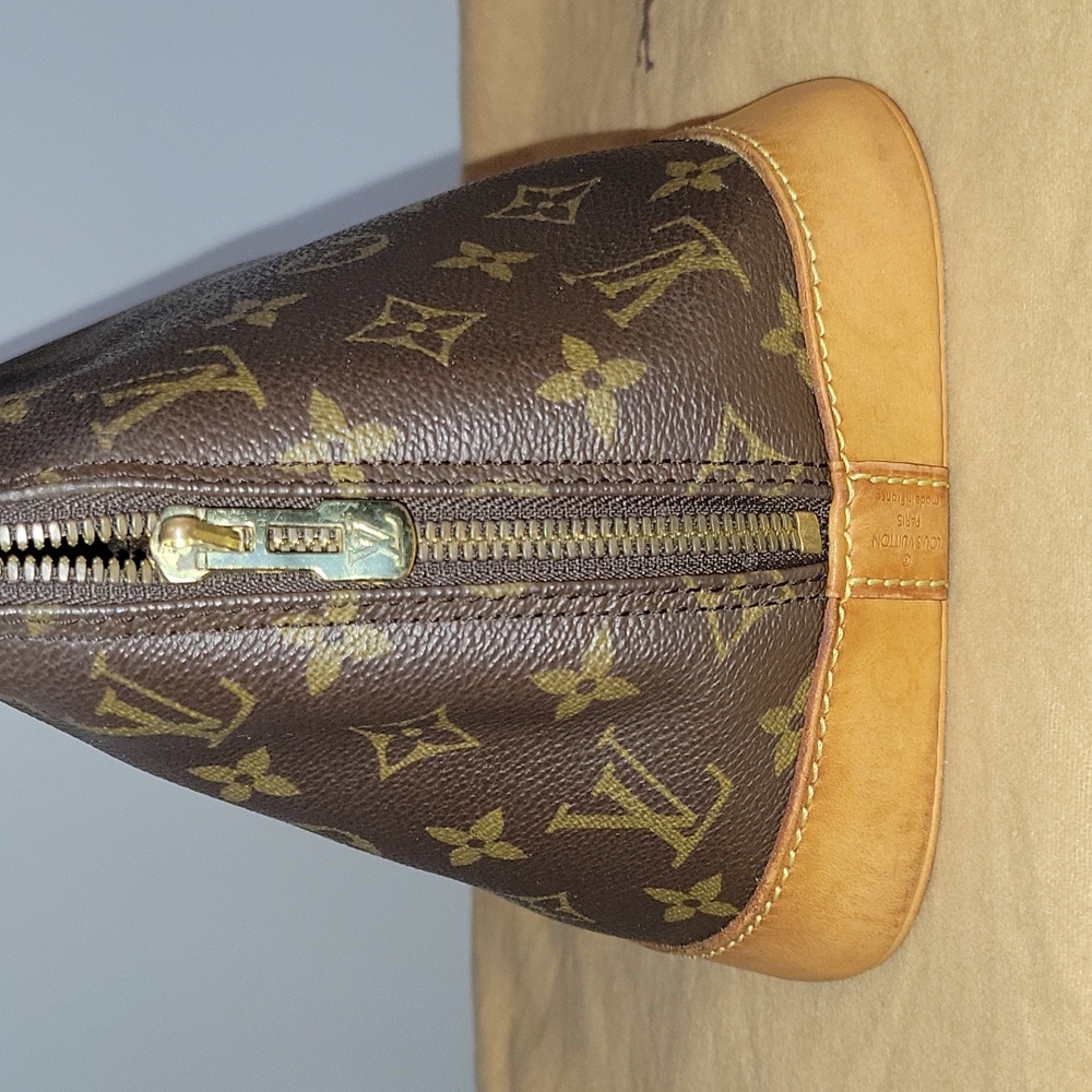 LOUIS VUITTON Alma monogram - Picture 6 of 16